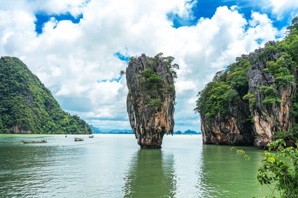 What is the best Eid tour package for Thailand?